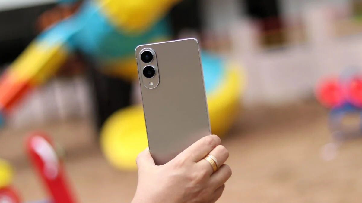 پنل پشتی گلکسی اس25 اج