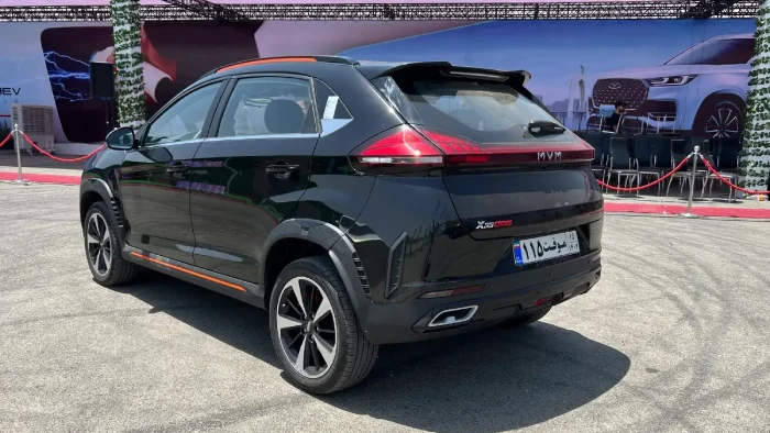 نمای پشت ام وی ام x33