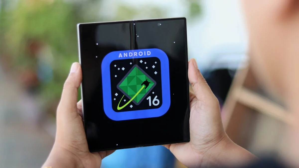 گلکسی زد فولد 6 درحال اجرای One UI 8 مبتنی‌بر اندروید 16
