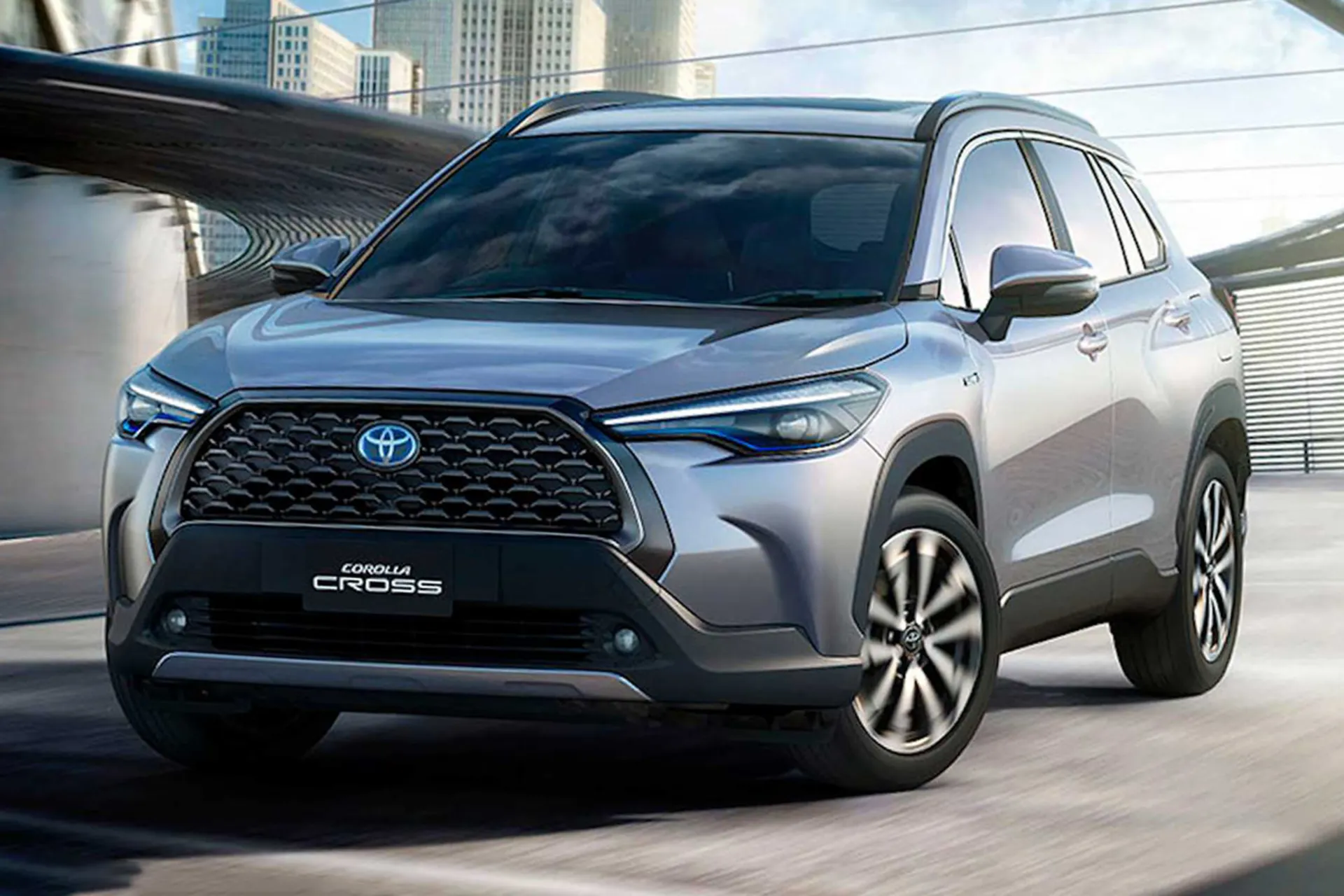 کرولا کراس هیبرید