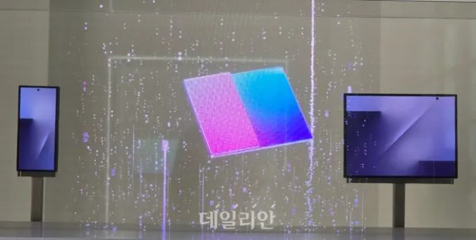 گلکسی زد تری فولد سامسونگ