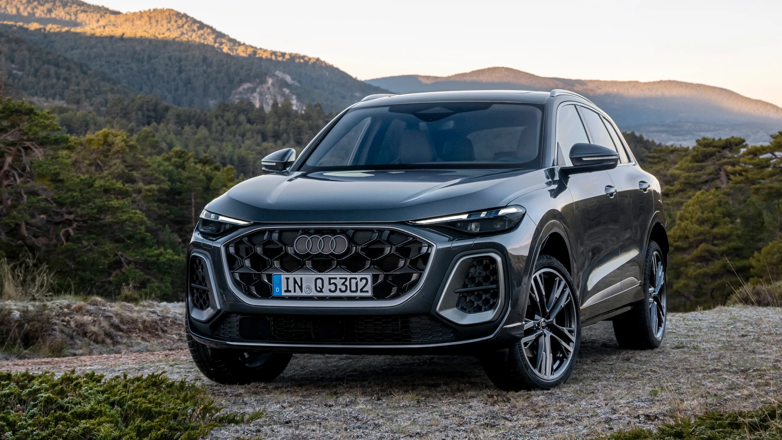 آئودی q5 e-tron 2025