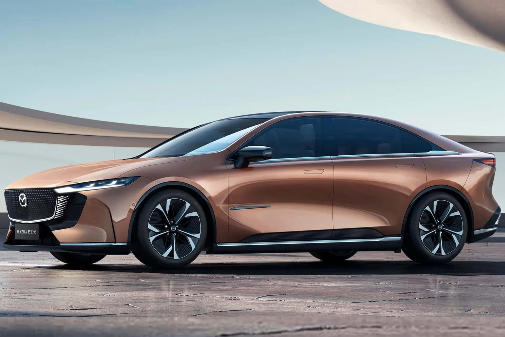 مزدا EZ-6 از نمای جلو سمت راننده