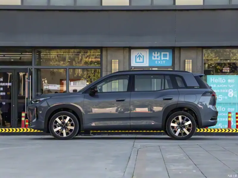 نمای بغلgas آیون i60