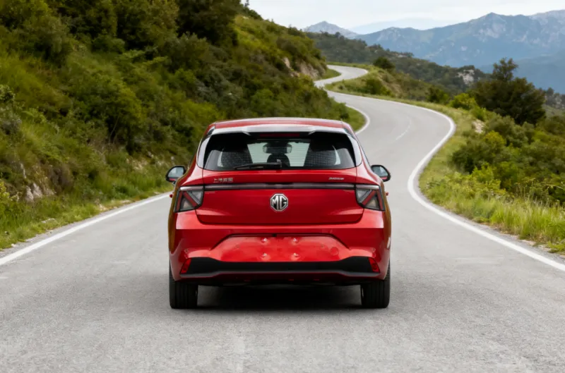 نمای پشت mg4 anxin edition