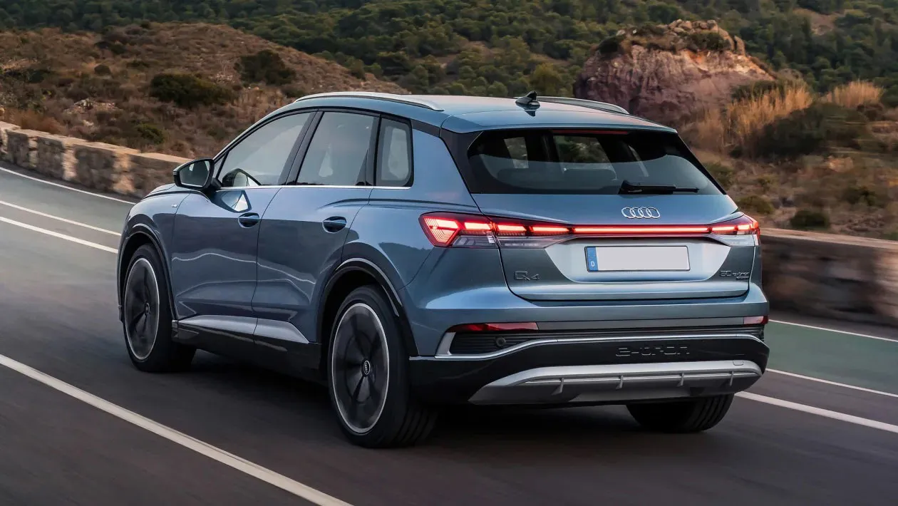 آئودی Q4 e-tron 2025