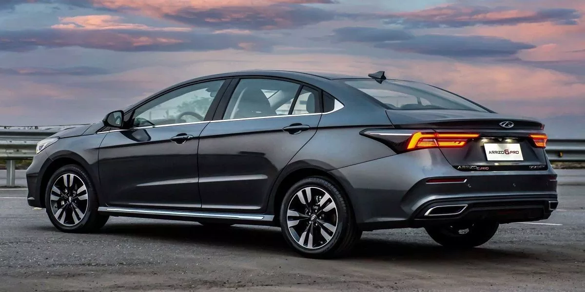 فونیکس آریزو 8