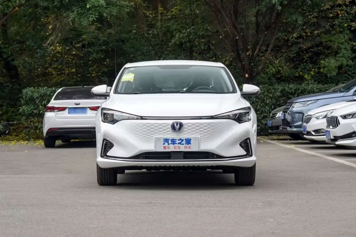 چانگان ایدو برقی سایپا