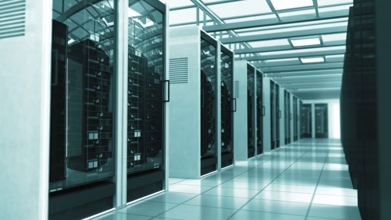 استراتژی توسعه زیرساخت؛ راهنمای جامع انتخاب سرور و تجهیزات شبکه سازمانی